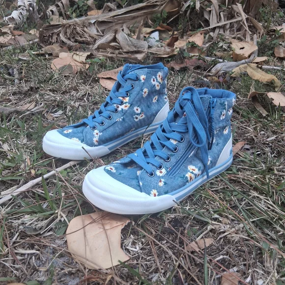 Rocket Dog Blue Floral High-Top Sneakers - Picture 3 of 6